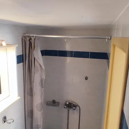 Casa de hóspedes Anerrousa 3*