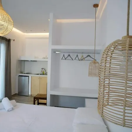 Anerrousa Guest house