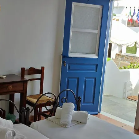 Anerrousa Guest house *