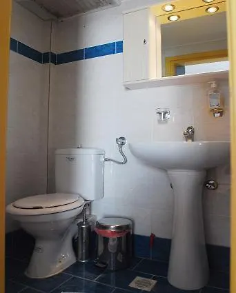 Anerrousa Guest house *