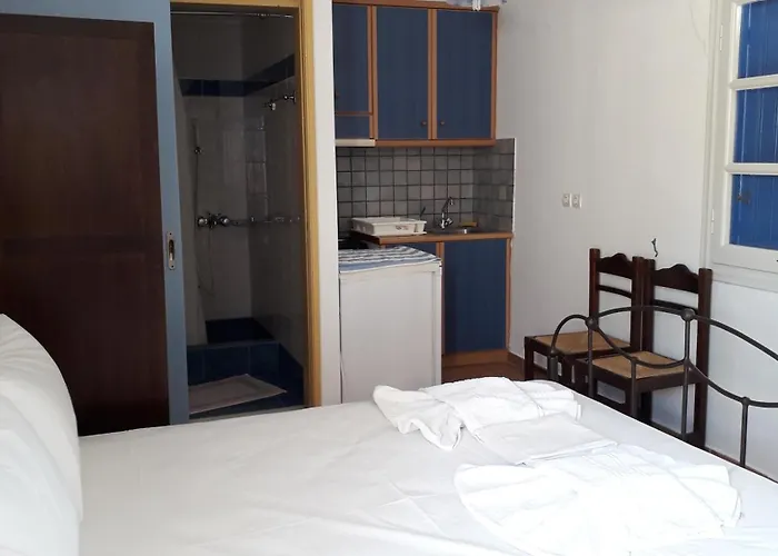 Anerrousa Guest house 3*