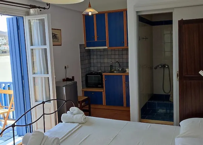 Anerrousa 3* Loutra (Kythnos)