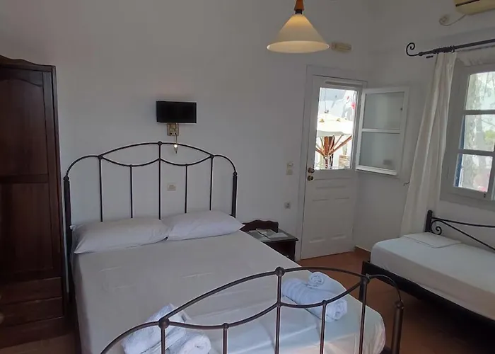 Anerrousa Guest house 3*